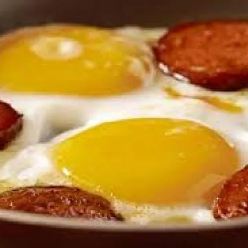 SUCUK'LU YUMURTA