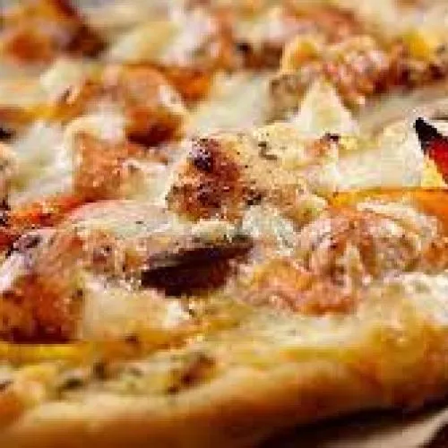 TAVUKLU PİZZA