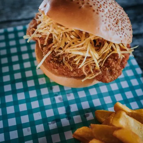 CHİCKEN BURGER