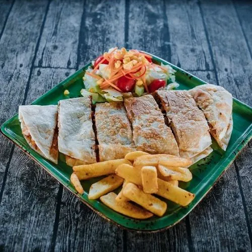 TAVUK QESADILLA