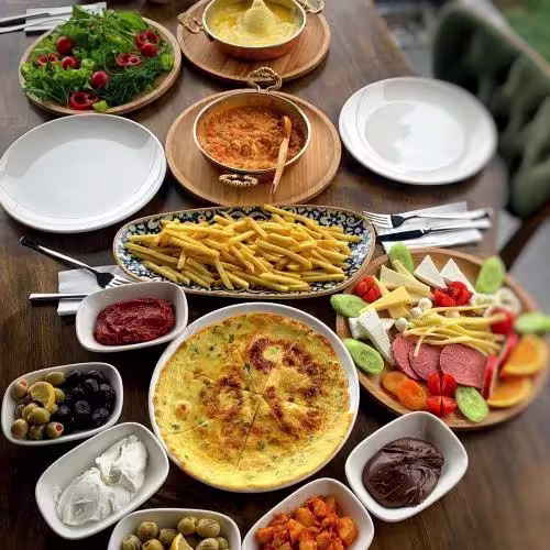 Geleneksel Serpme Kahvaltı