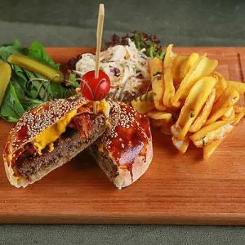 FIRIN BURGER