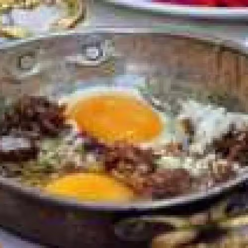 Kaşarlı Kavurmalı Yumurta