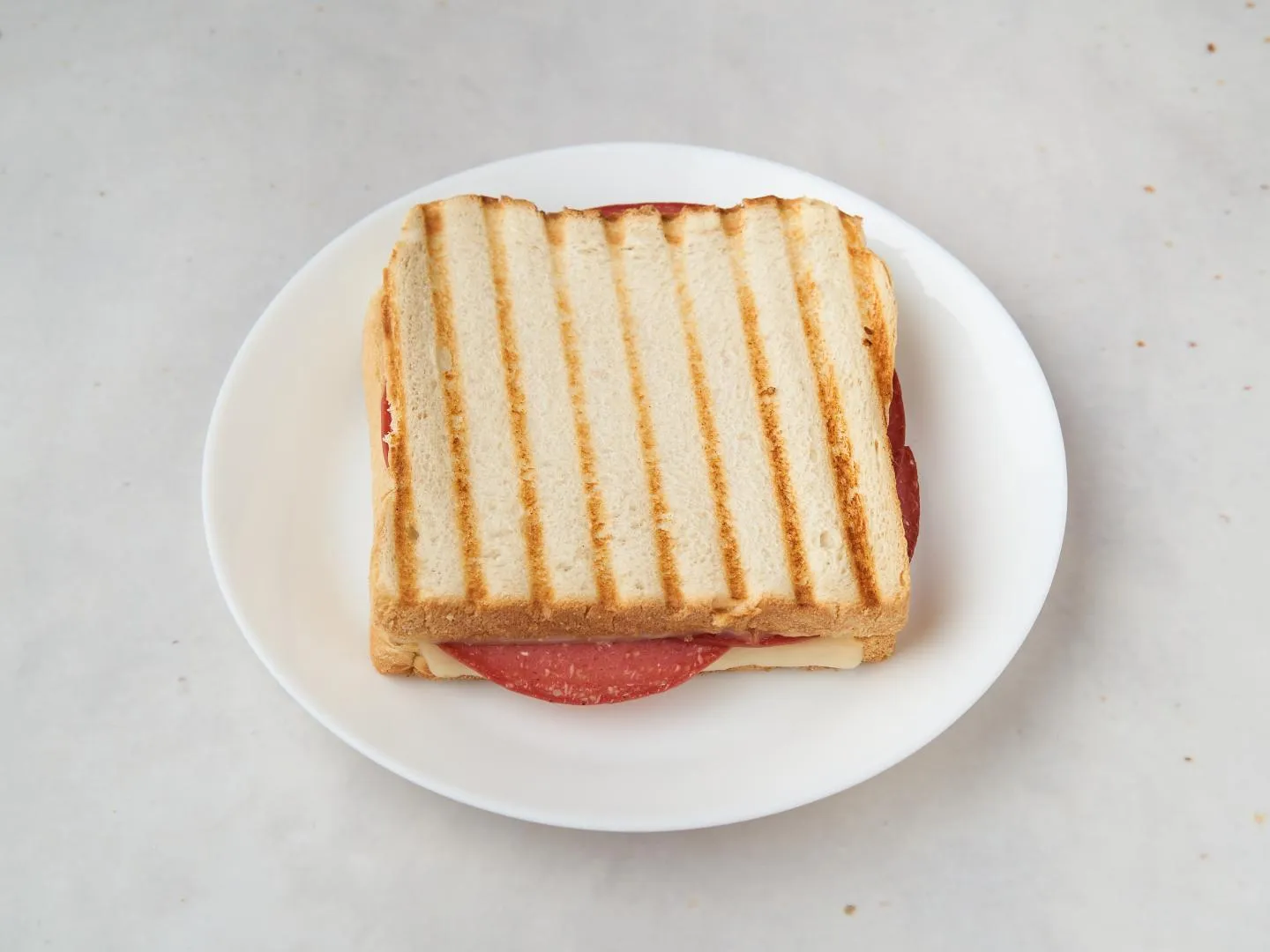 Toast mit Sucuk 