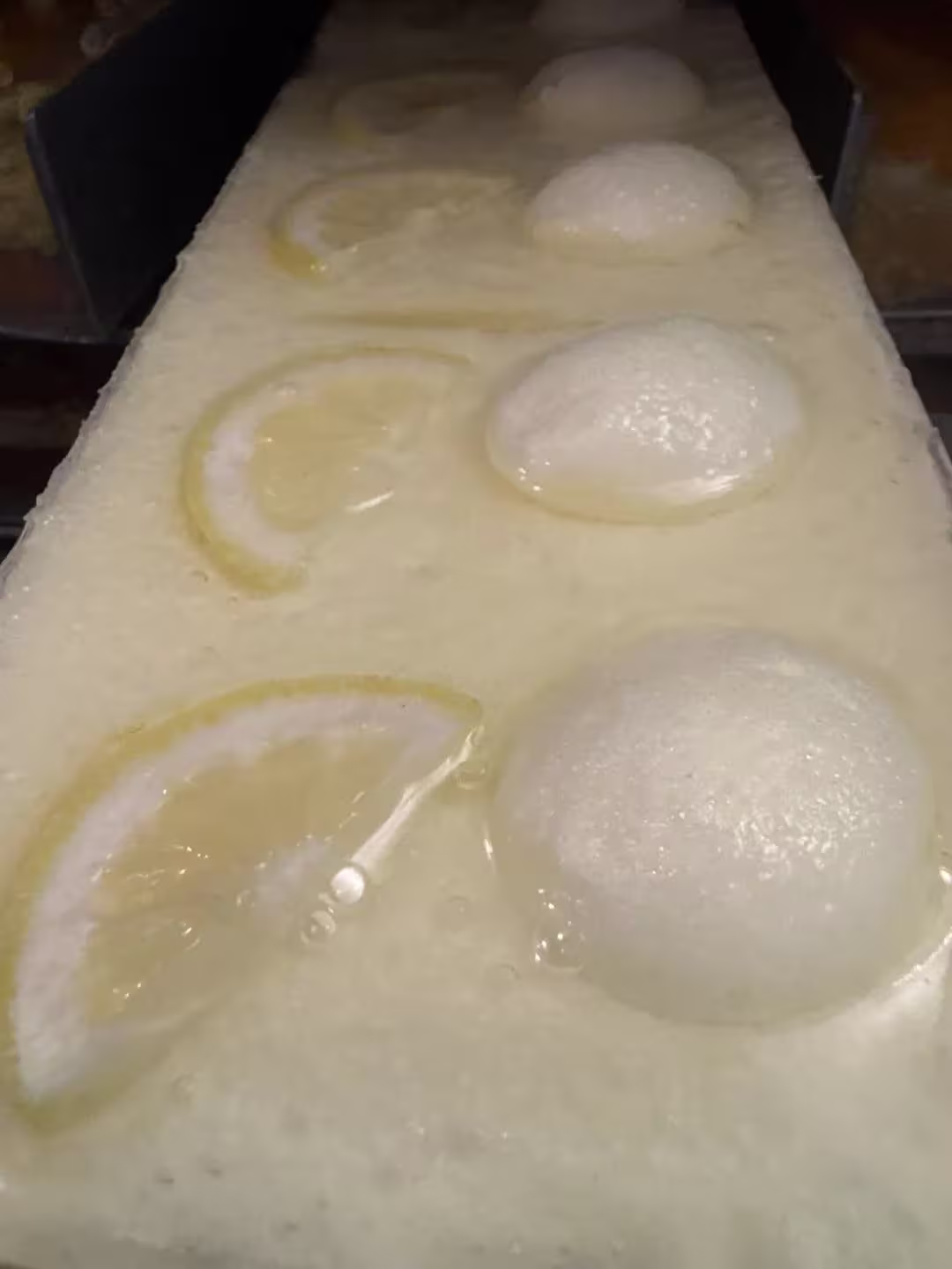 Zitronen-Sahne-Schnitte 