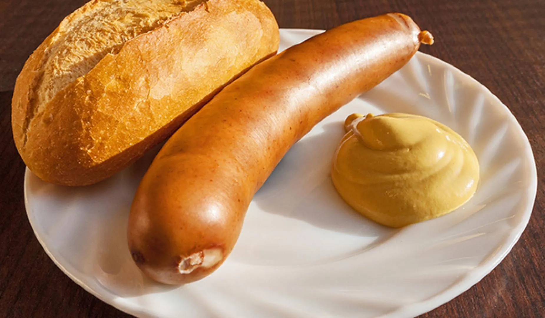Bockwurst mit Brötchen 
