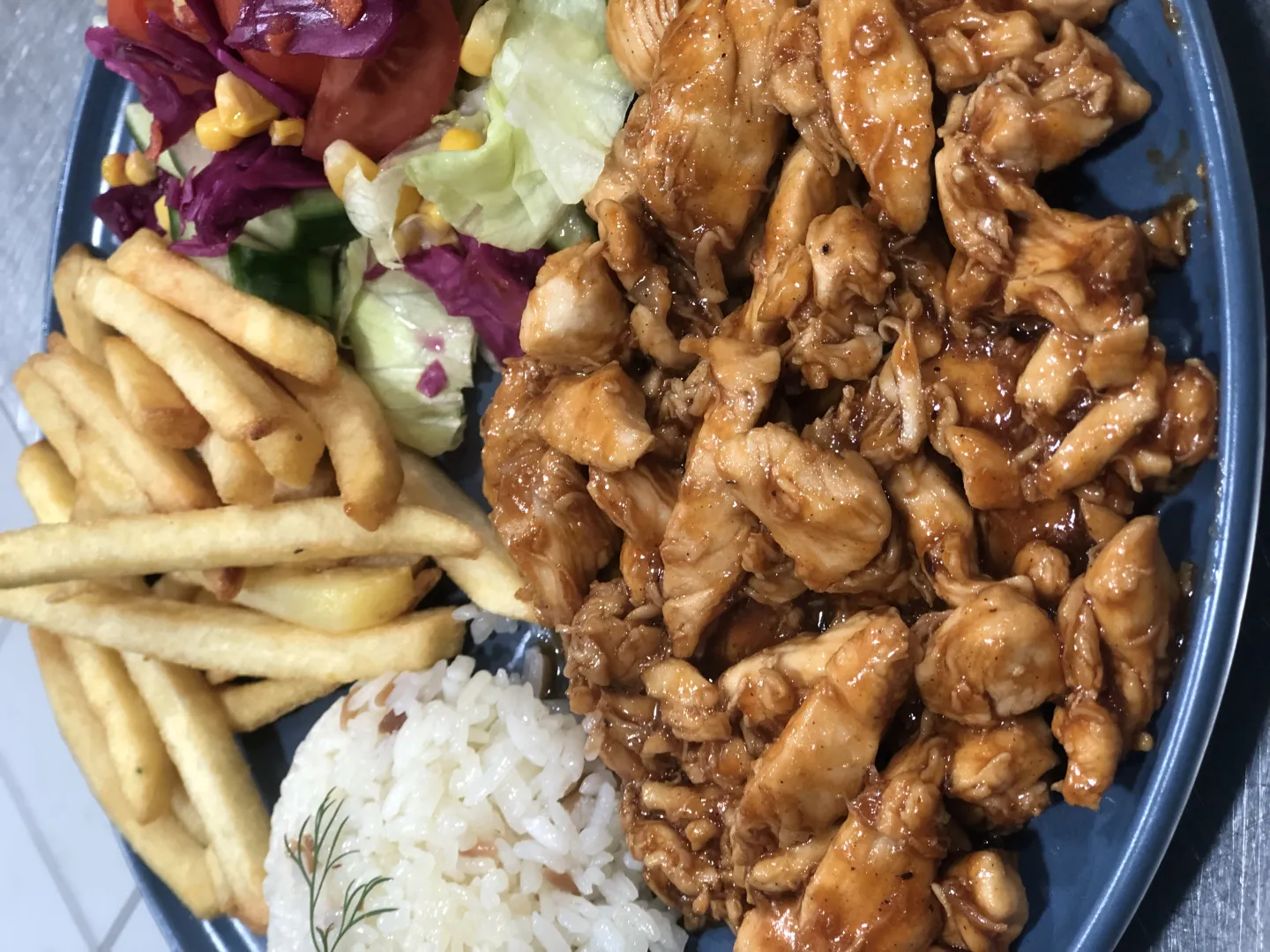 BARBEKÜ SOSLU TAVUK 