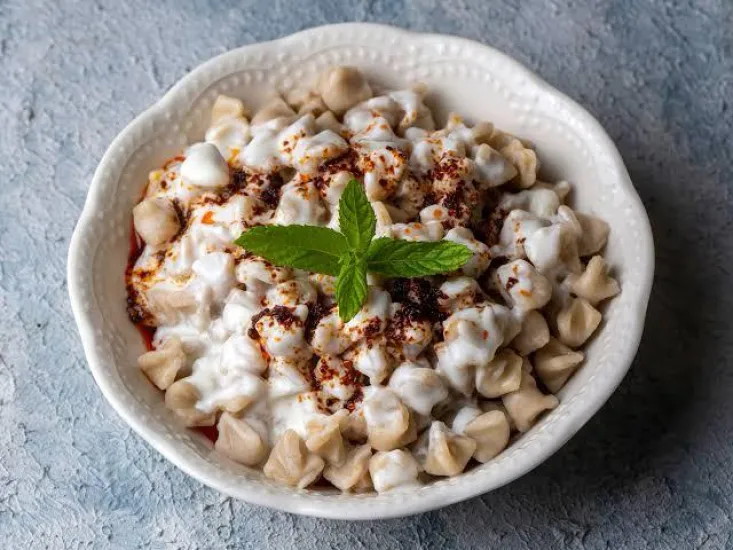 Mantı (el yapımı)