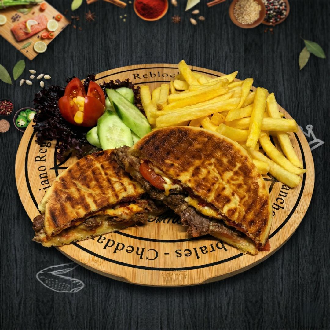 KAVURMALI BAZLAMA TOST 